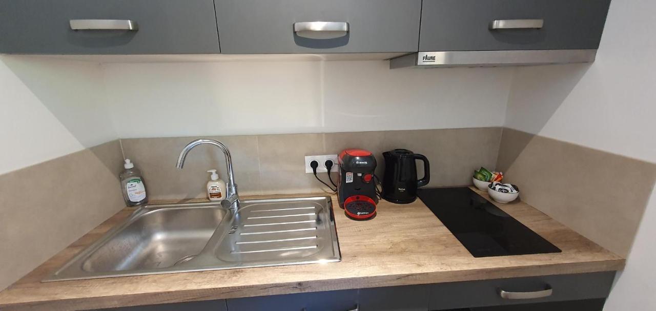 Valrose Apartment Ница Екстериор снимка